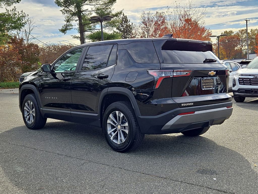 2026 Chevrolet Equinox LT photo 3