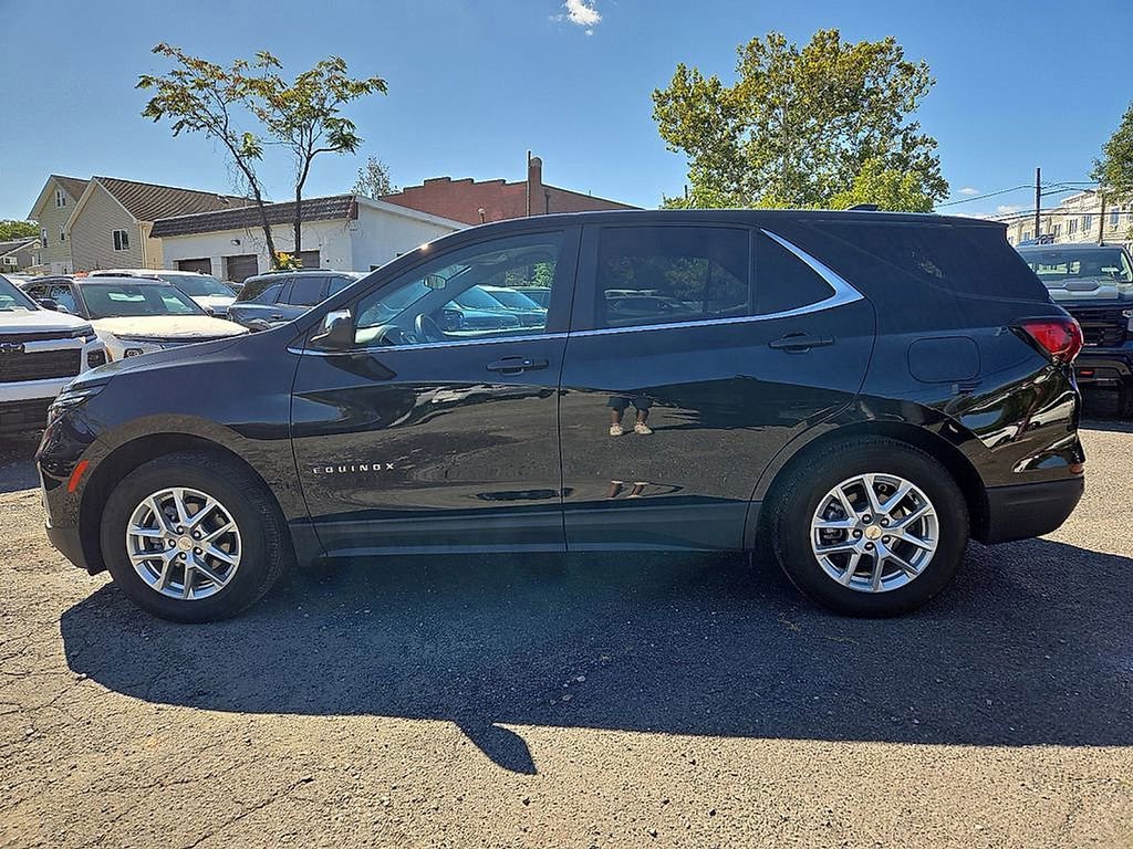 2022 Chevrolet Equinox LT photo 4