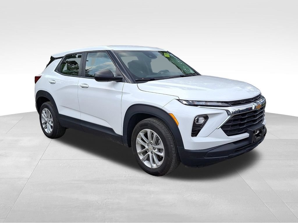 Used 2024 Chevrolet Trailblazer LS SUV