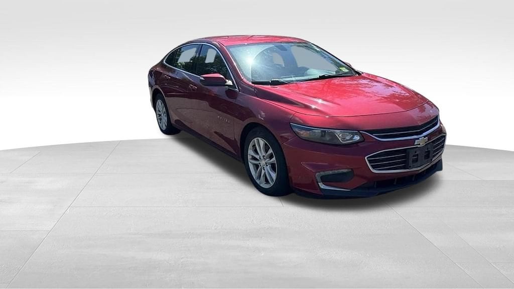 Used 2017 Chevrolet Malibu LT Sedan