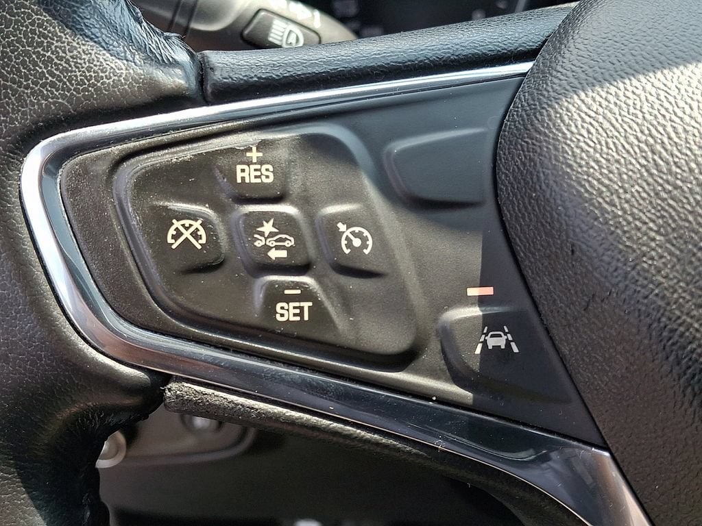 2020 Chevrolet Equinox LT - Photo 21