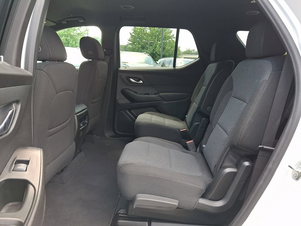 2023 Chevrolet Traverse 1LT - Photo 10