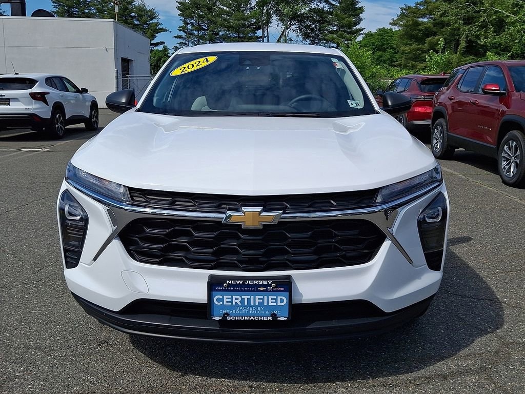Used 2024 Chevrolet Trax LS SUV