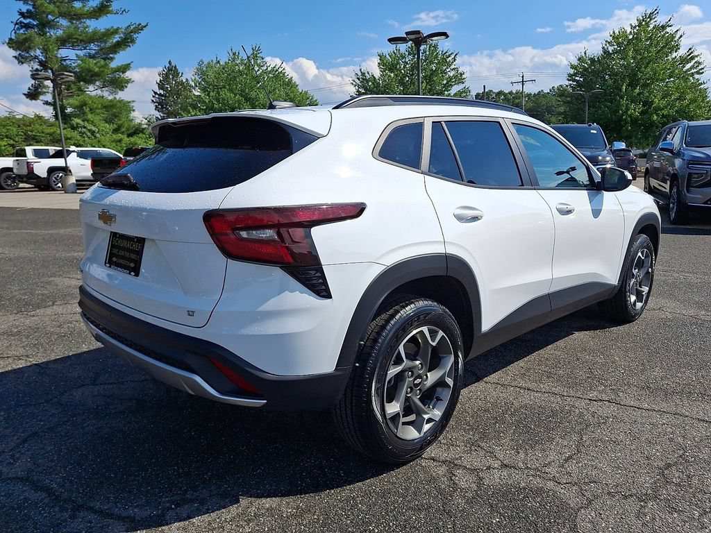 2024 Chevrolet Trax LT - Photo 6