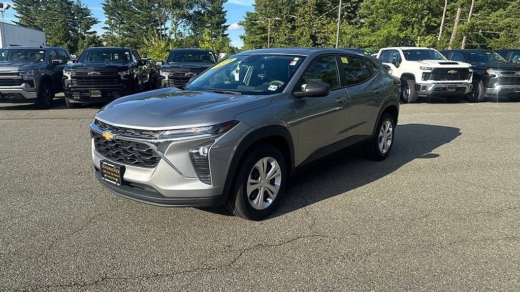 Used 2024 Chevrolet Trax LS SUV