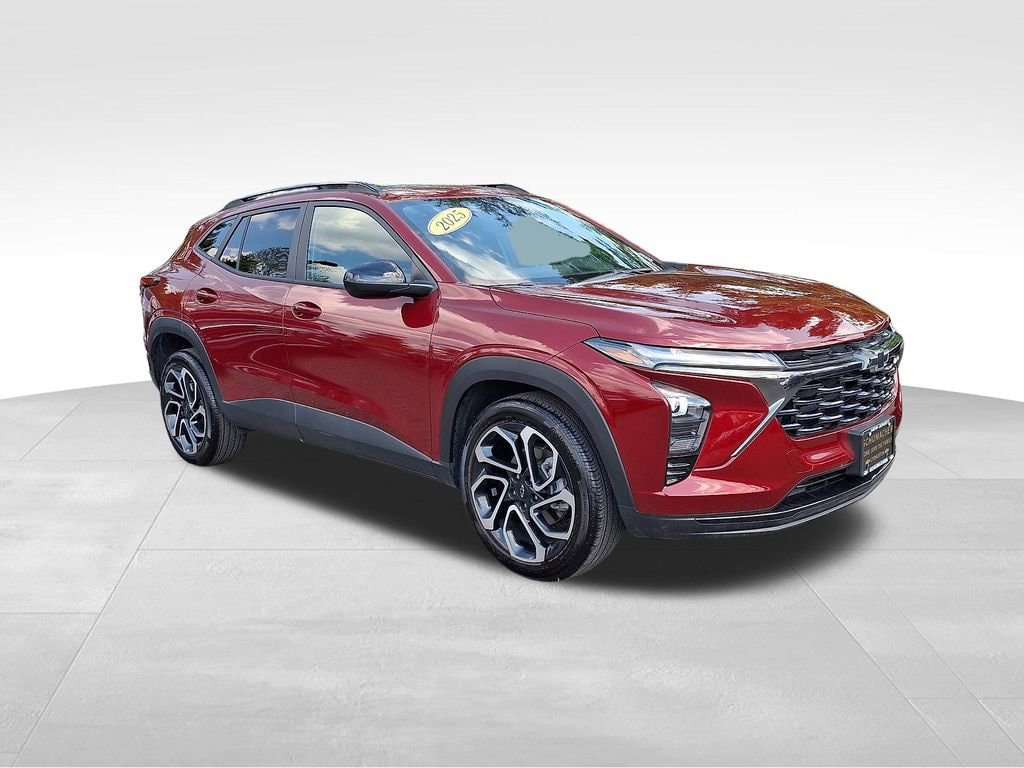 2025 Chevrolet Trax 2RS's photo