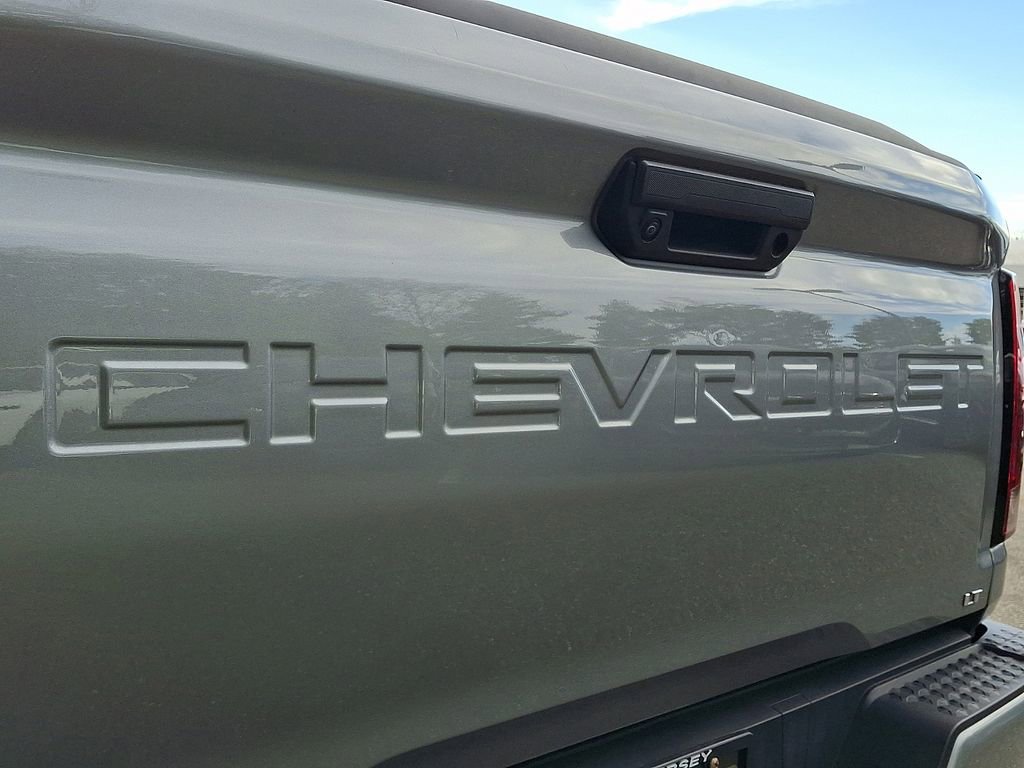 2024 Chevrolet Colorado LT - Photo 30