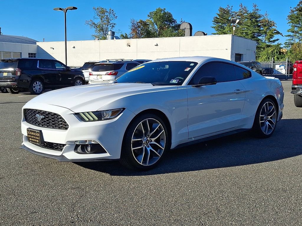 2017 Ford Mustang EcoBoost Premium photo 3