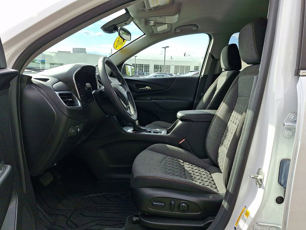 2023 Chevrolet Equinox LT - Photo 14