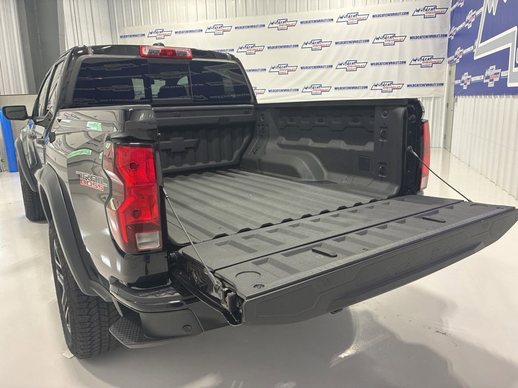2025 Chevrolet Colorado Trail Boss - Photo 7