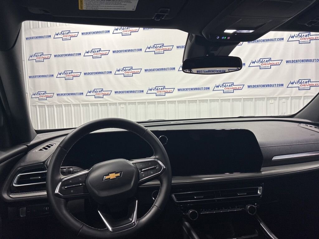 Used 2026 Chevrolet Traverse LT SUV