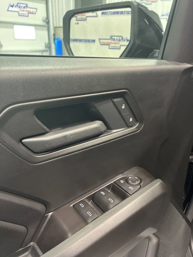 2025 Chevrolet Colorado Trail Boss - Photo 21