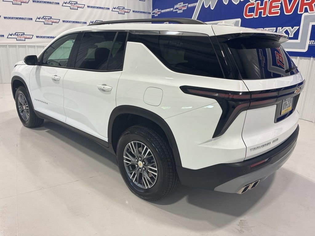 Used 2026 Chevrolet Traverse LT SUV