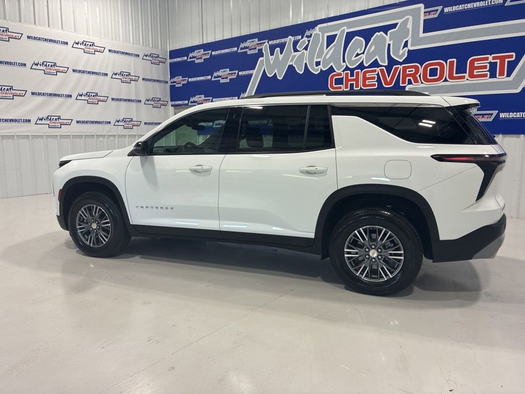 Used 2026 Chevrolet Traverse LT SUV