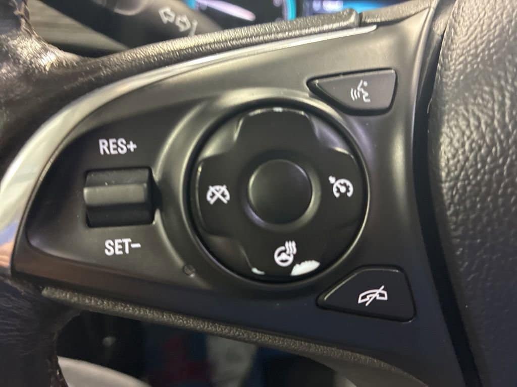 2017 Buick Envision Essence - Photo 25