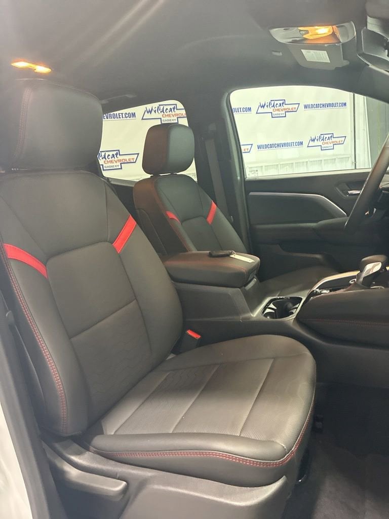 2025 Chevrolet Colorado Z71 - Photo 53