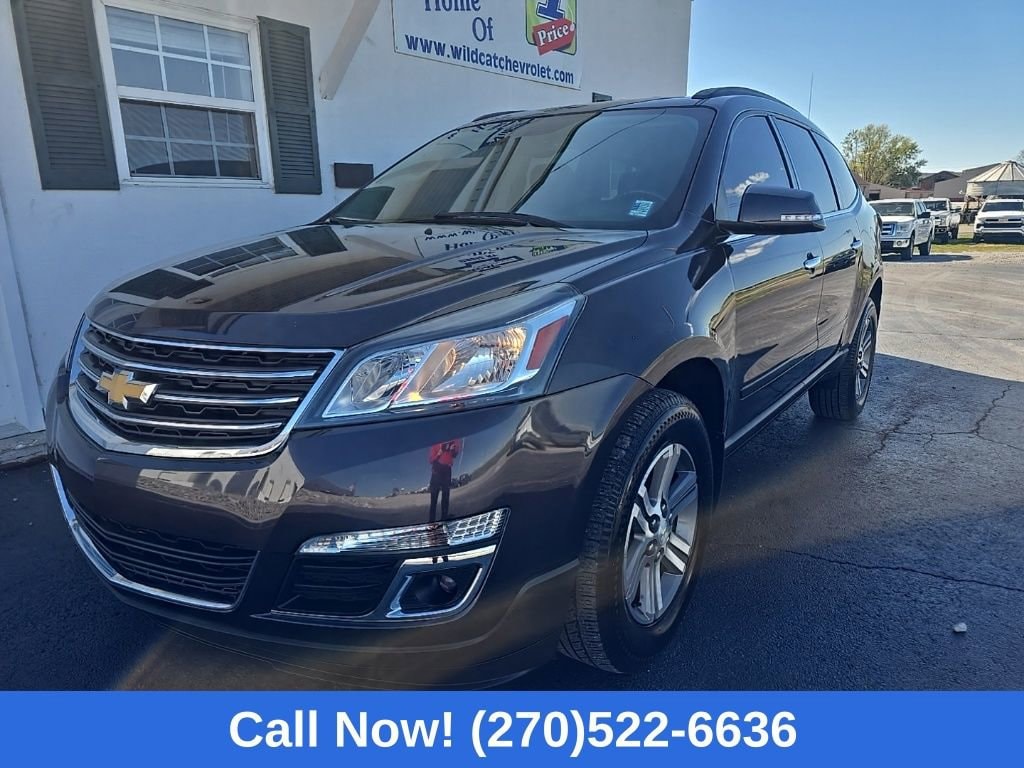 Used 2017 Chevrolet Traverse LT SUV