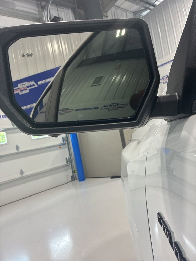 2025 Chevrolet Colorado Z71 - Photo 21