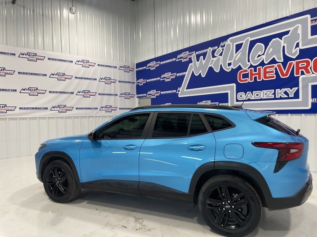 Used 2025 Chevrolet Trax Activ SUV