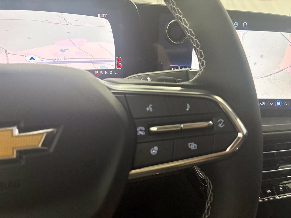 2027 Chevrolet Traverse LT - Photo 25
