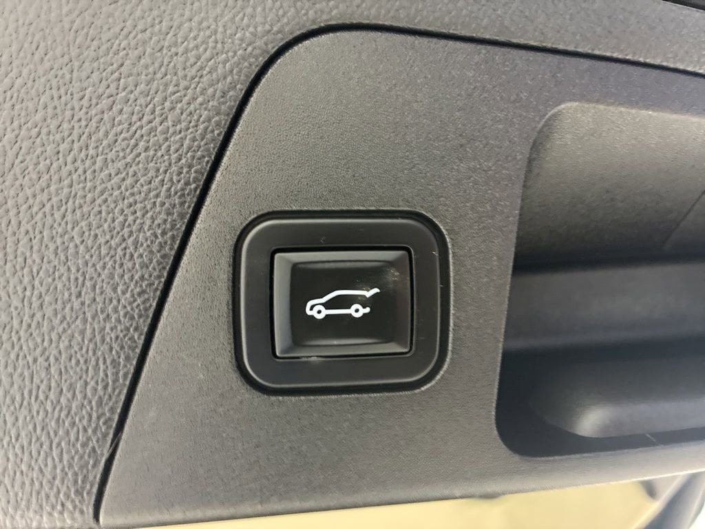 2017 Buick Envision Essence - Photo 41