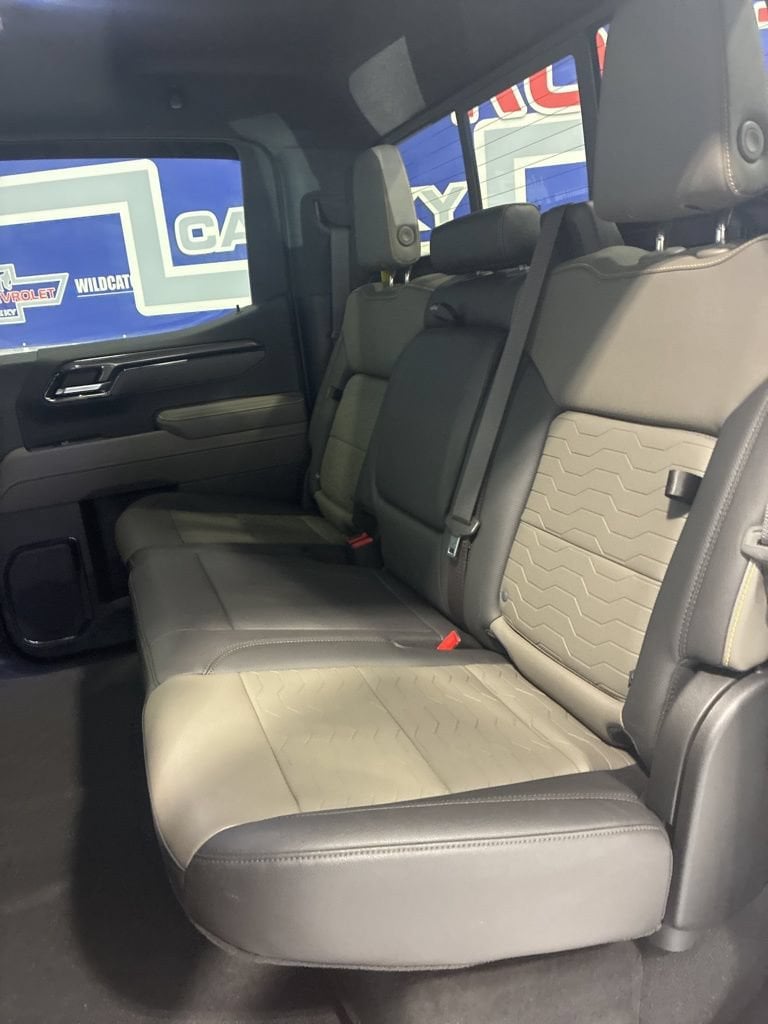 2023 Chevrolet Silverado 1500 ZR2 - Photo 38