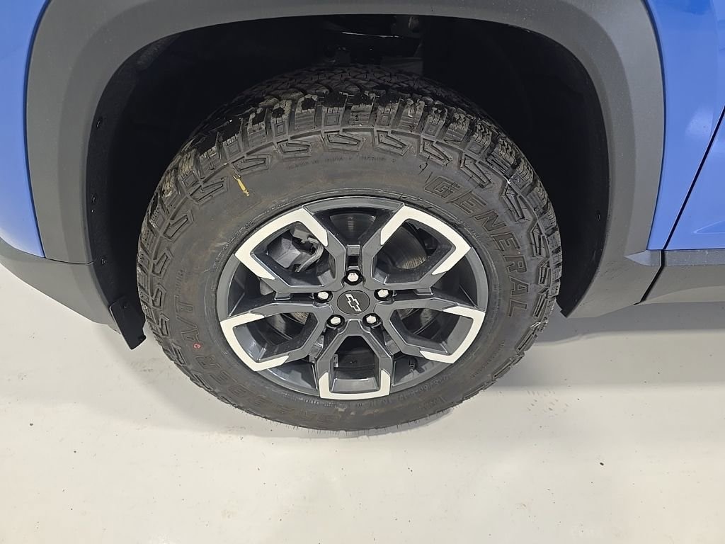 New 2026 Chevrolet Equinox Activ SUV