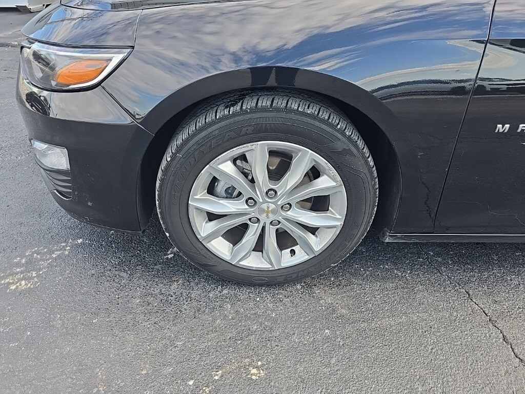 2024 Chevrolet Malibu 1LT photo 4