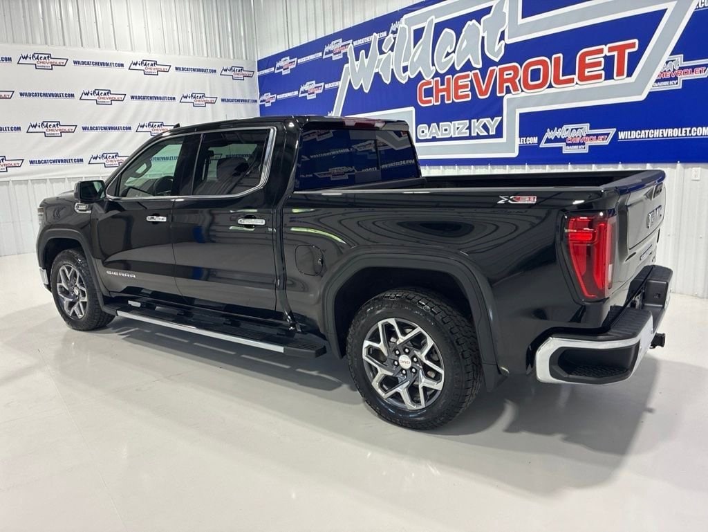 Used 2025 GMC Sierra 1500 SLT Truck