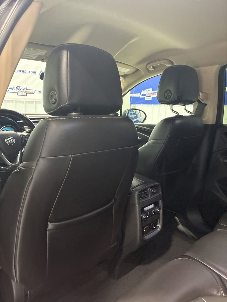 2017 Buick Envision Essence - Photo 34
