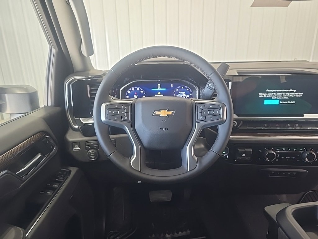 2026 Chevrolet Silverado 3500HD LT photo 2