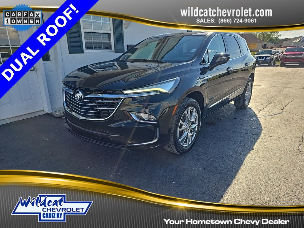 2023 Buick Enclave Essence's photo