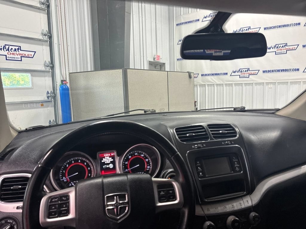 Used 2019 Dodge Journey SE with VIN 3C4PDCBBXKT798984 for sale in Cadiz, KY