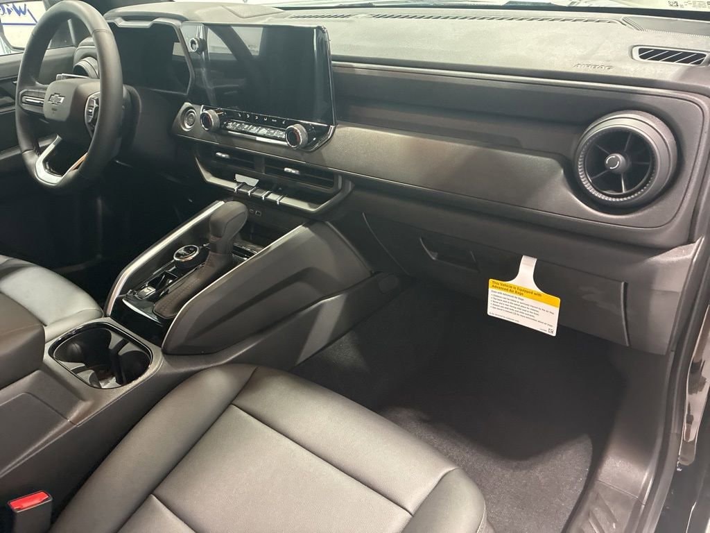 2025 Chevrolet Colorado Trail Boss - Photo 13