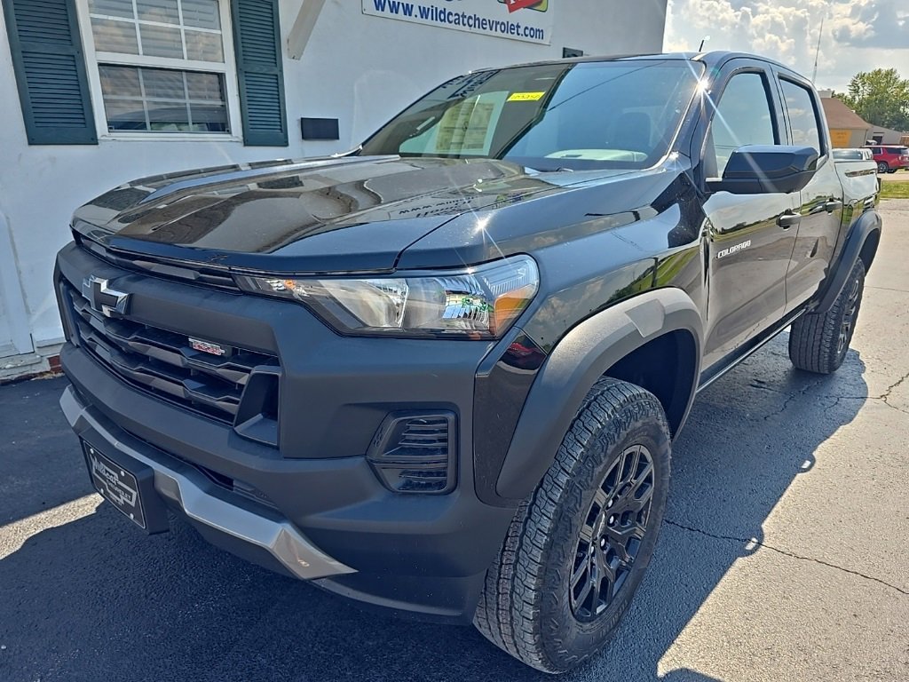 2026 Chevrolet Colorado Trail Boss photo 3