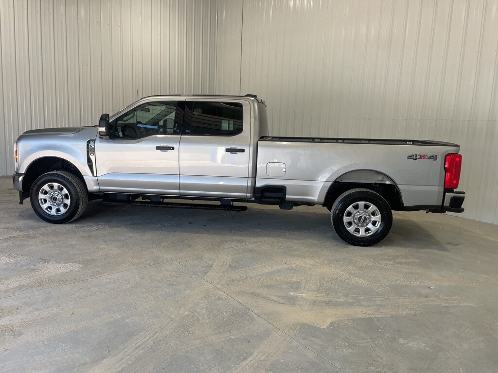 2024 Ford F-250 photo 4