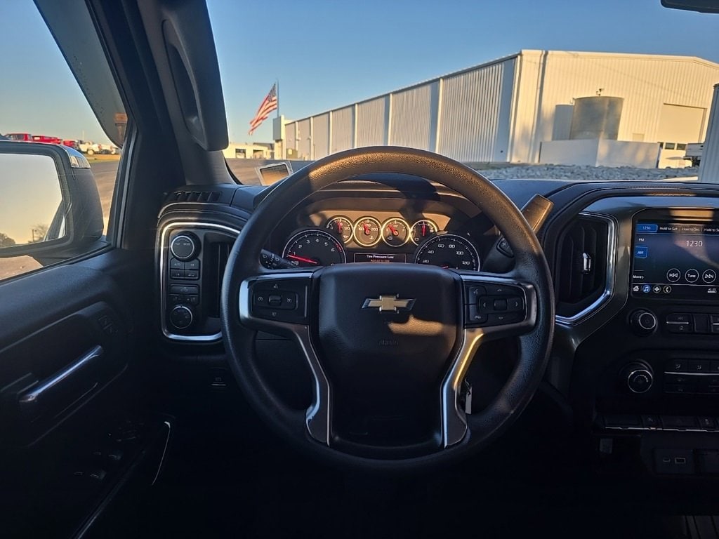 Used 2020 Chevrolet Silverado 1500 LT Truck