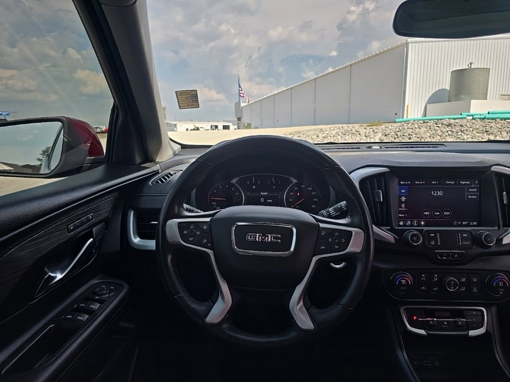 Used 2022 GMC Terrain SLT SUV