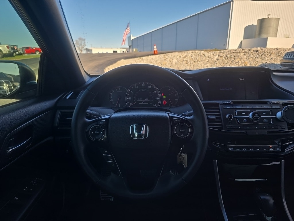 Used 2016 Honda Accord Sport with VIN 1HGCR2F54GA046129 for sale in Cadiz, KY