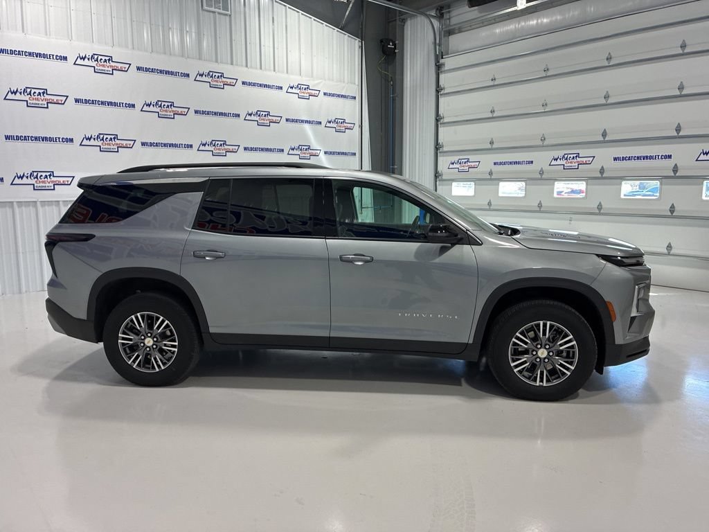 2026 Chevrolet Traverse LT - Photo 6