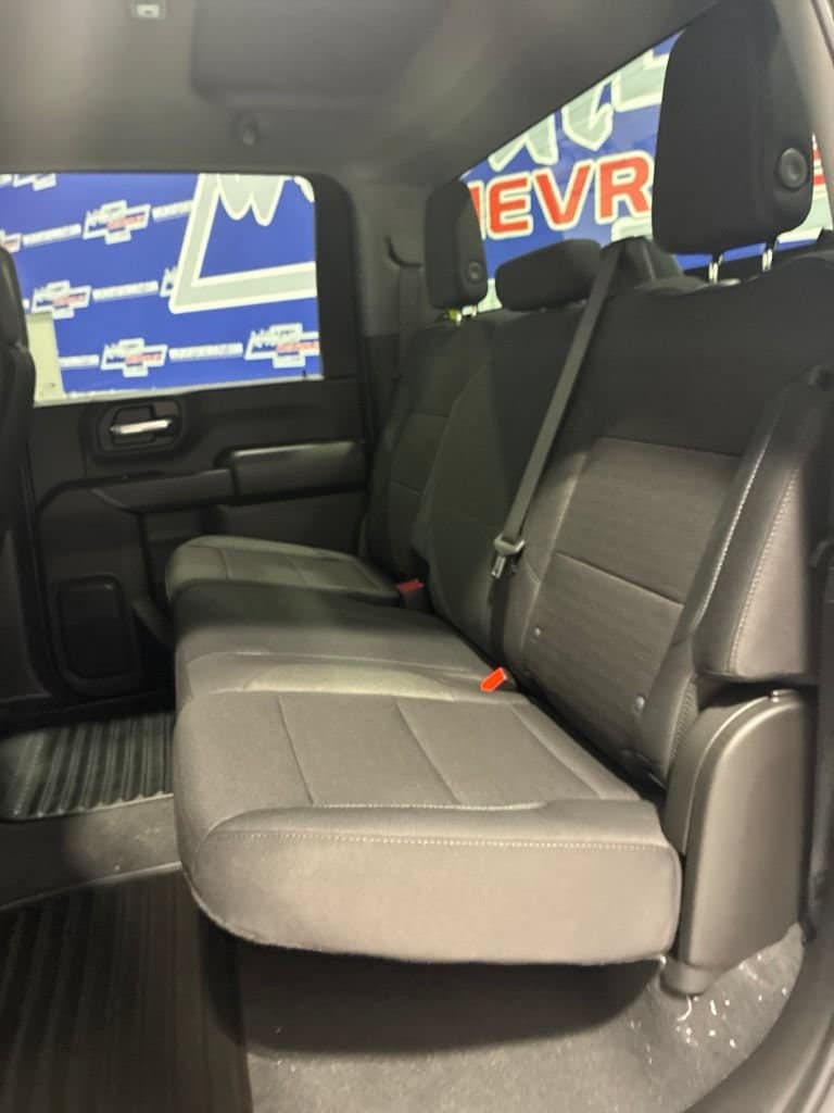 2026 Chevrolet Silverado 2500 HD Custom - Photo 38