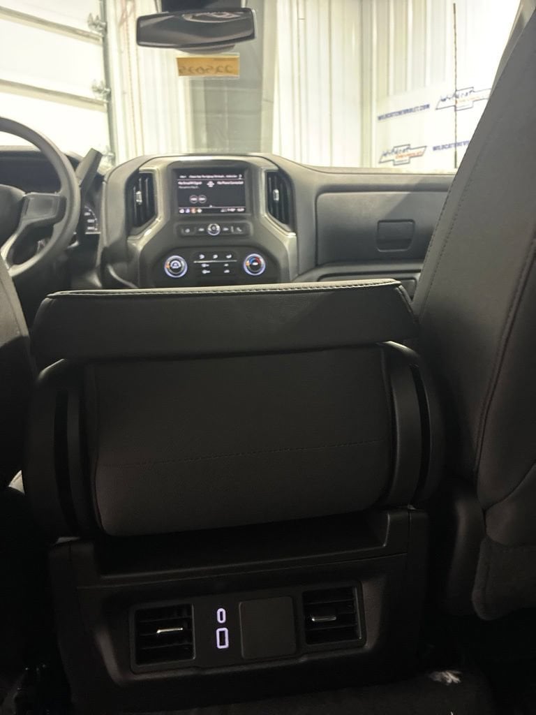 2026 Chevrolet Silverado 2500 HD Custom - Photo 37