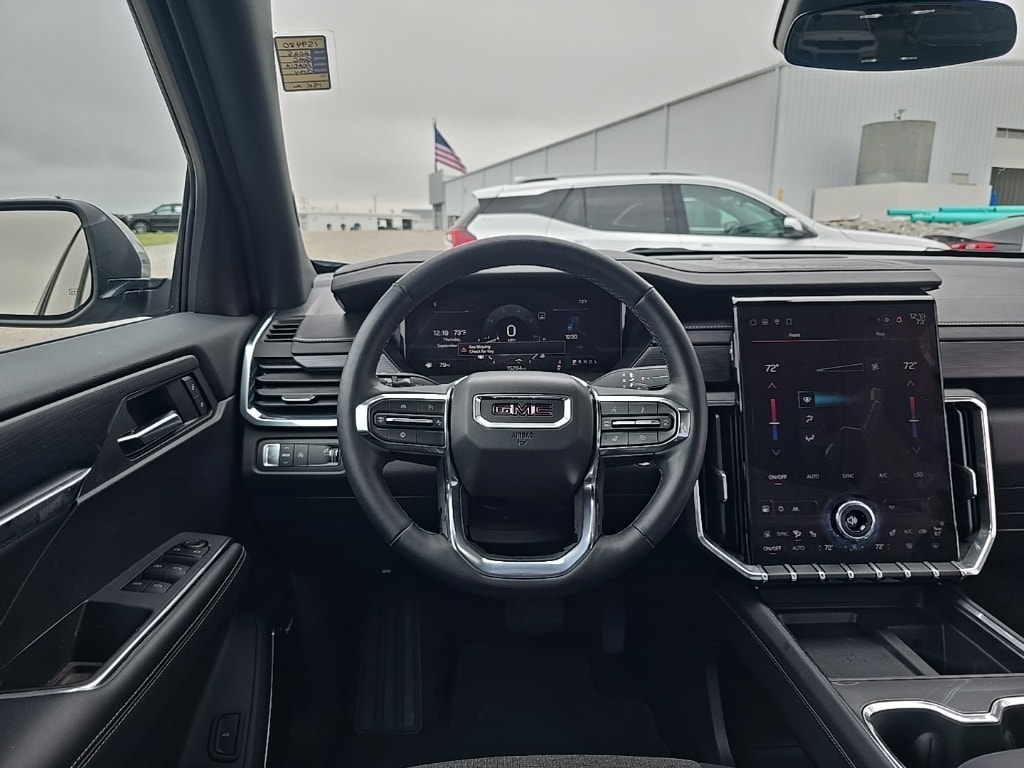 Used 2025 GMC Acadia Elevation SUV