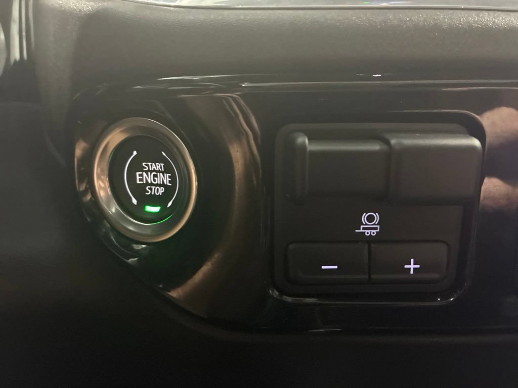 2025 Chevrolet Silverado 3500HD High Country - Photo 35