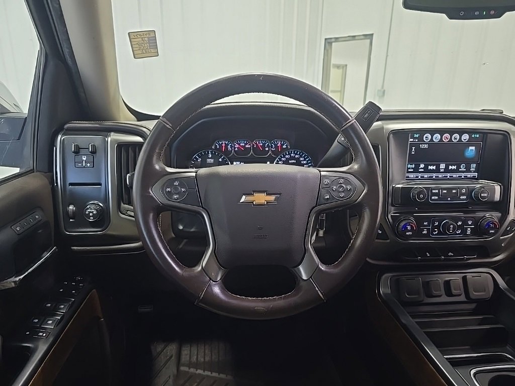 2018 Chevrolet Silverado 1500 LTZ photo 2