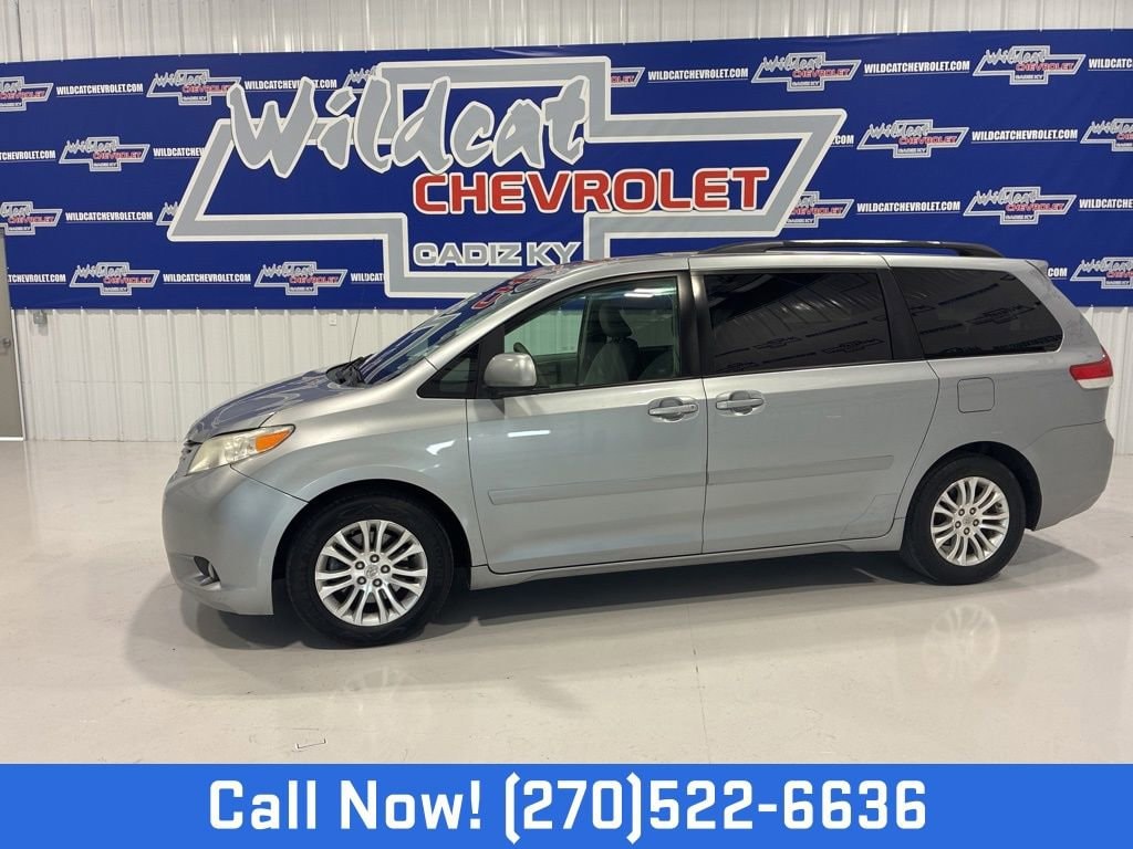 2011 Toyota Sienna XLE