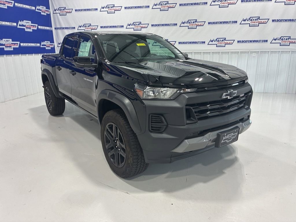 2025 Chevrolet Colorado Trail Boss - Photo 15