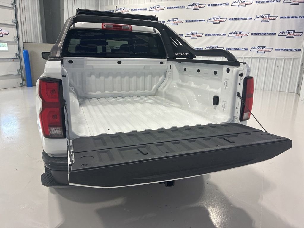 2025 Chevrolet Colorado Z71 - Photo 8