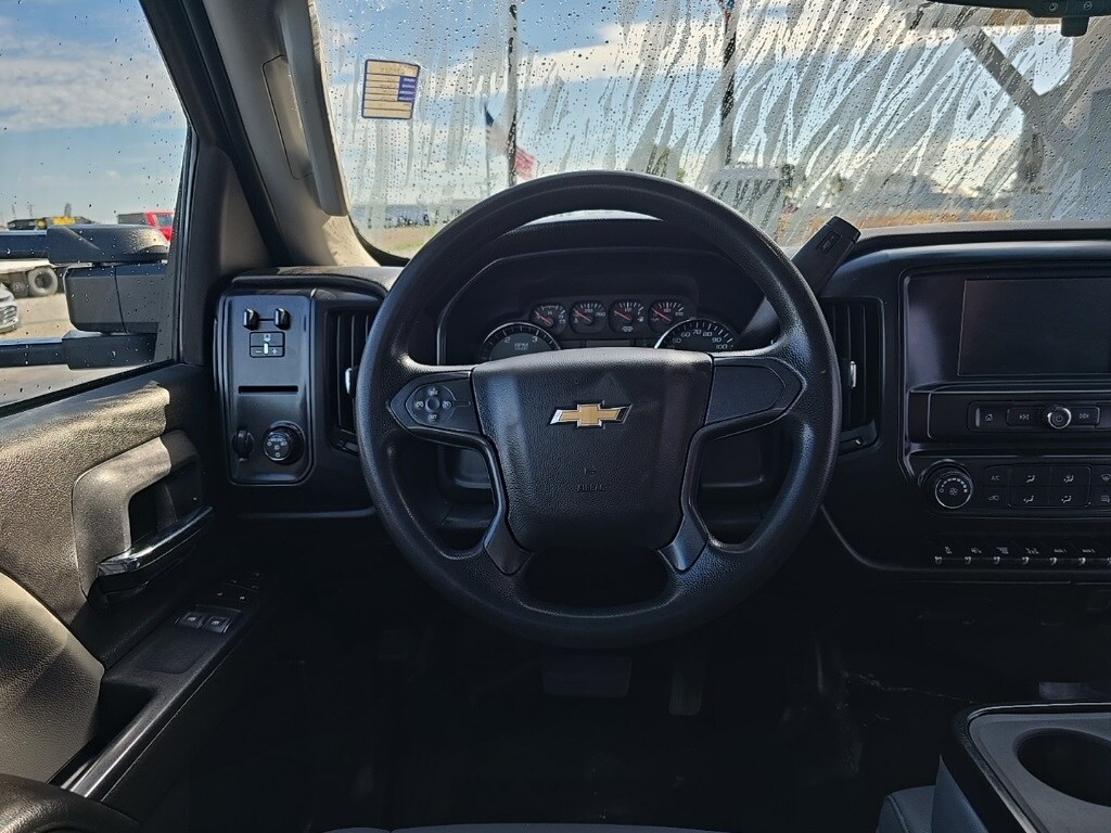 2020 Chevrolet Silverado 4500HD Work Truck photo 2