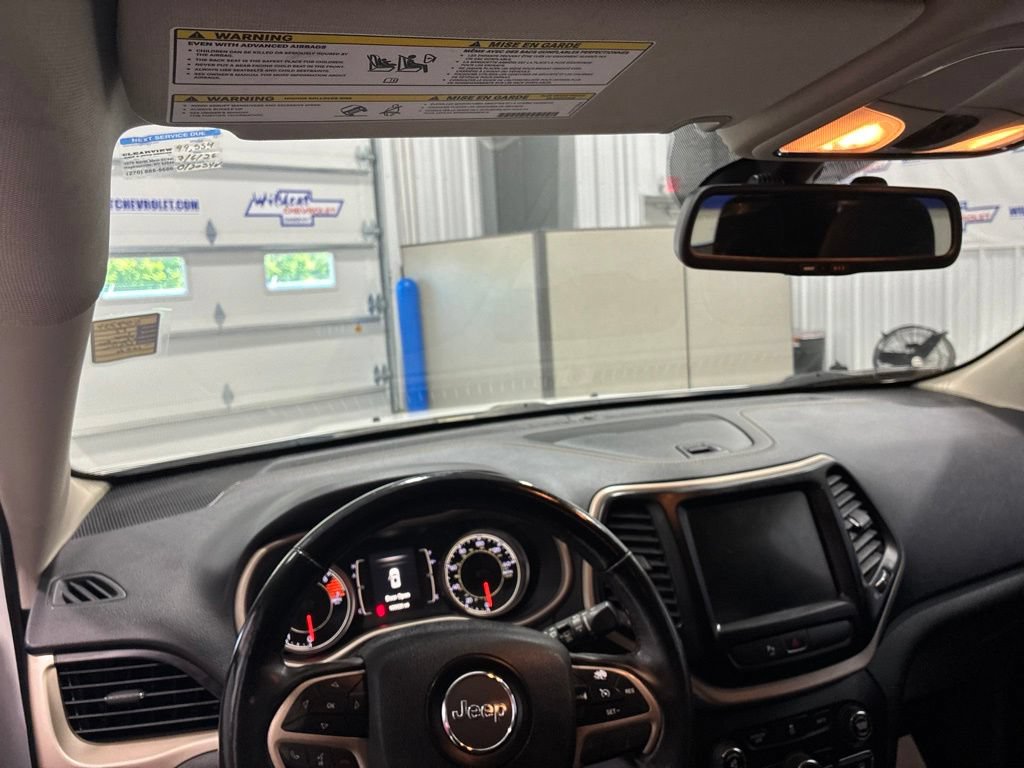 Used 2017 Jeep Cherokee Latitude with VIN 1C4PJLCB6HW559734 for sale in Cadiz, KY